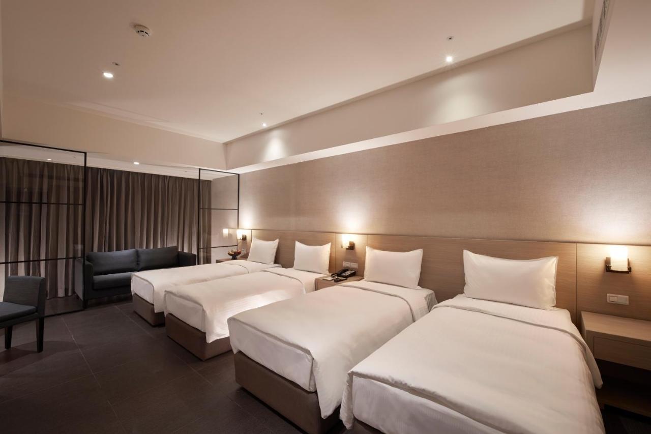Grand Bay Resort Hotel Heng-ch'un Kültér fotó Deluxe Triple Room