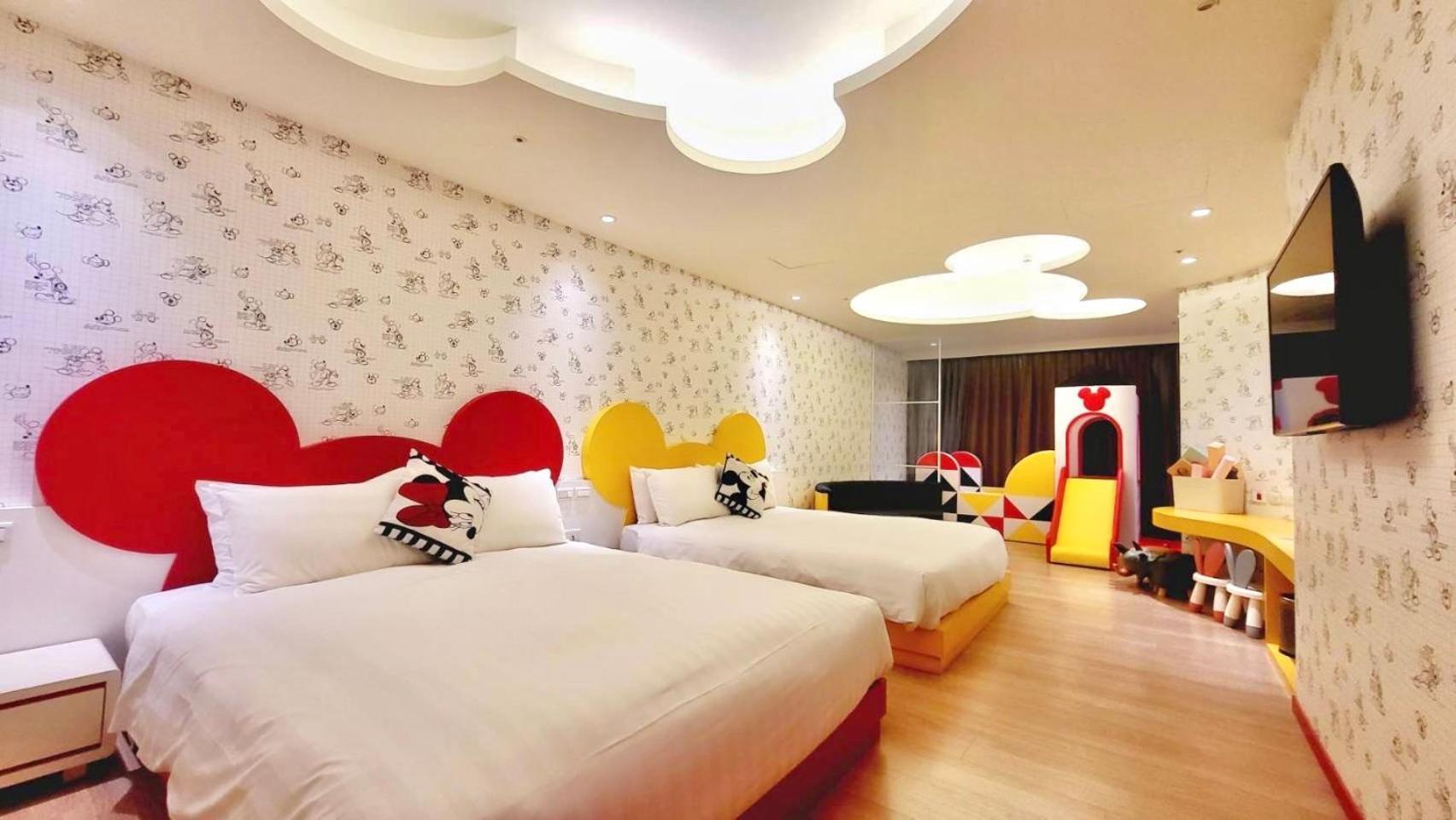 Grand Bay Resort Hotel Heng-ch'un Kültér fotó Hello Kitty themed hotel room